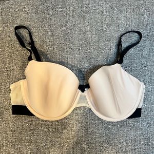 EUC DKNY T-Shirt Bra